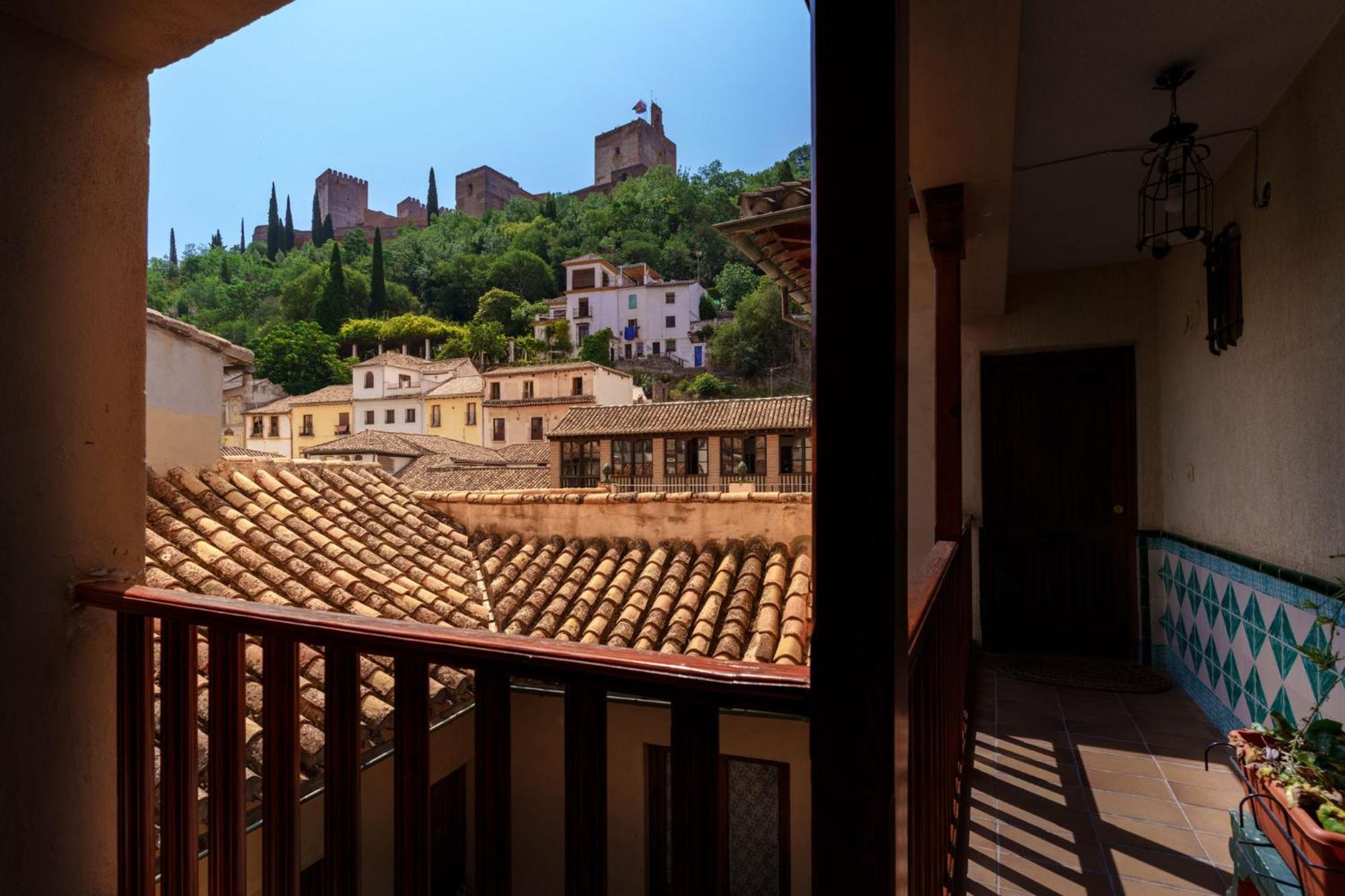 Anali - Hostatel Apartment Granada Exterior photo