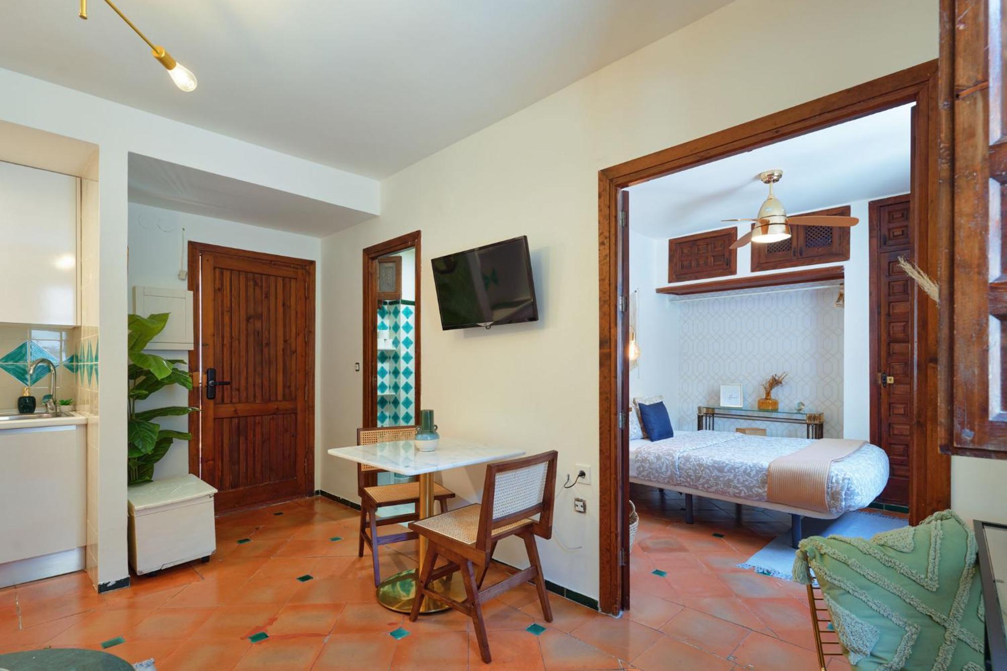 Anali - Hostatel Apartment Granada Exterior photo