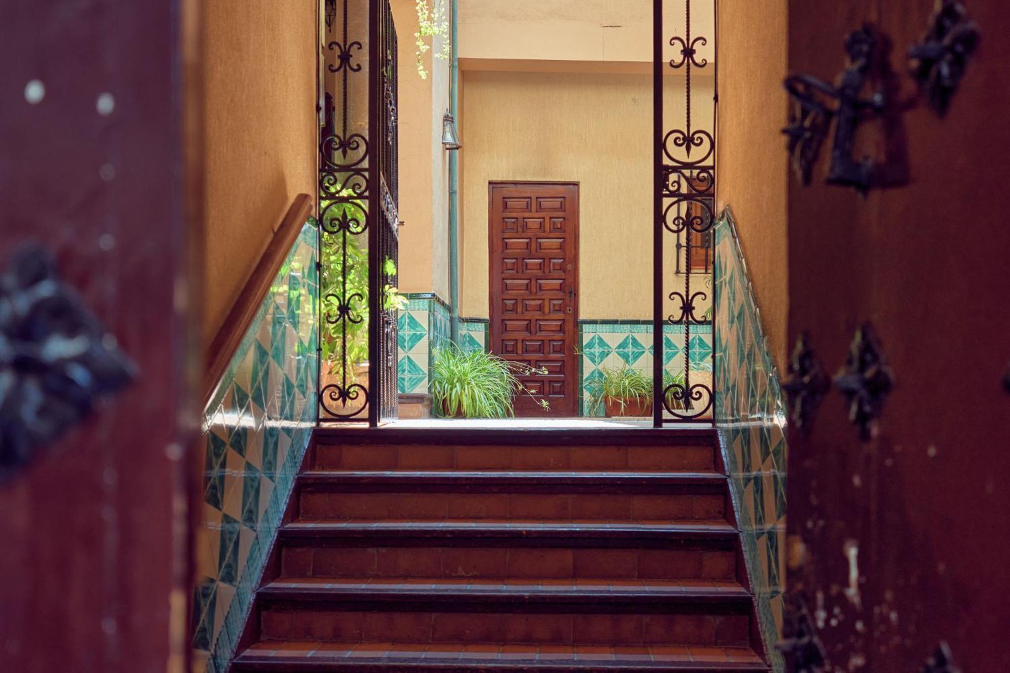 Anali - Hostatel Apartment Granada Exterior photo